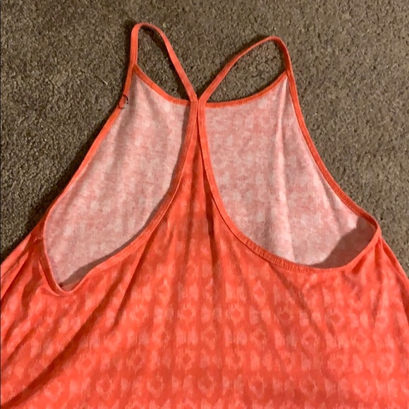 Cross back coral patterned tank - Picture 3 of 4